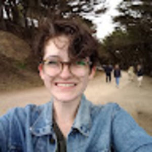 Meet your Posher, Caroline